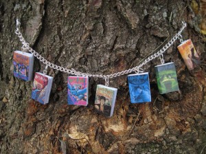 Harry Potter Mini Book Charm Bracelet (US Editions)